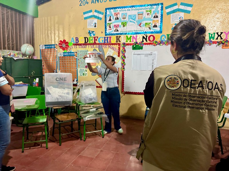 Misión Electoral de la OEA en Honduras llama a agilizar escrutinios y a esperar la finalización del conteo