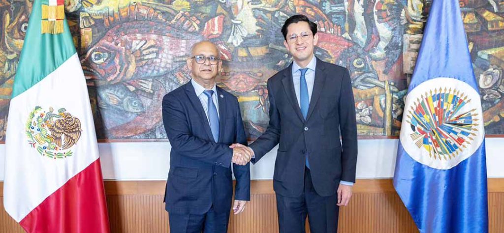 Se reúne Ramdin con canciller de México para dialogar sobre el fortalecimiento de la integración hemisférica y cooperación